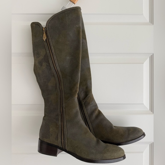 Donald J. Pliner Shoes - NWOT Donald Pliner green suede boots!